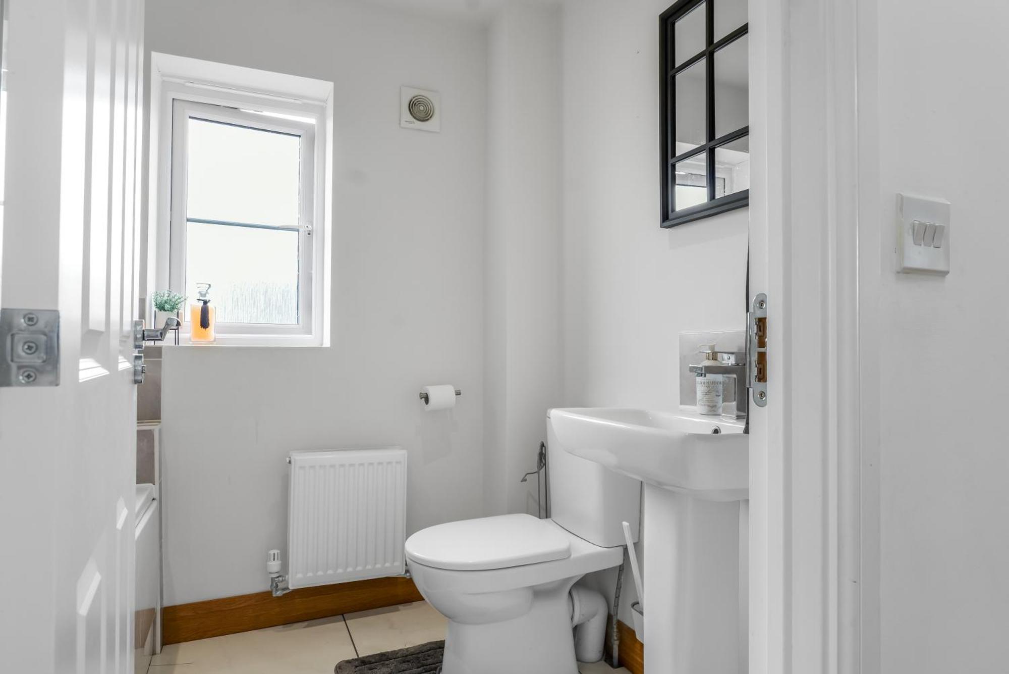 Luxurious 4 Bedroom House Liverpool Exterior foto